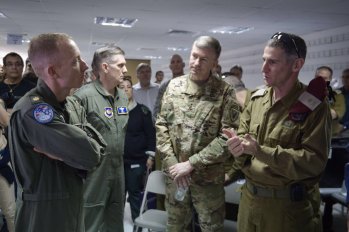 Lt Gen William Garret and Maj Gen Yair Golan speaking with Air-Force offices during the Exercise Feb.25 2016, US COM Europe